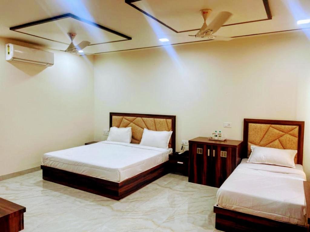 Hotel Town Grand Agra  Exterior photo