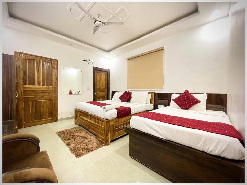 Hotel Town Grand Agra  Exterior photo