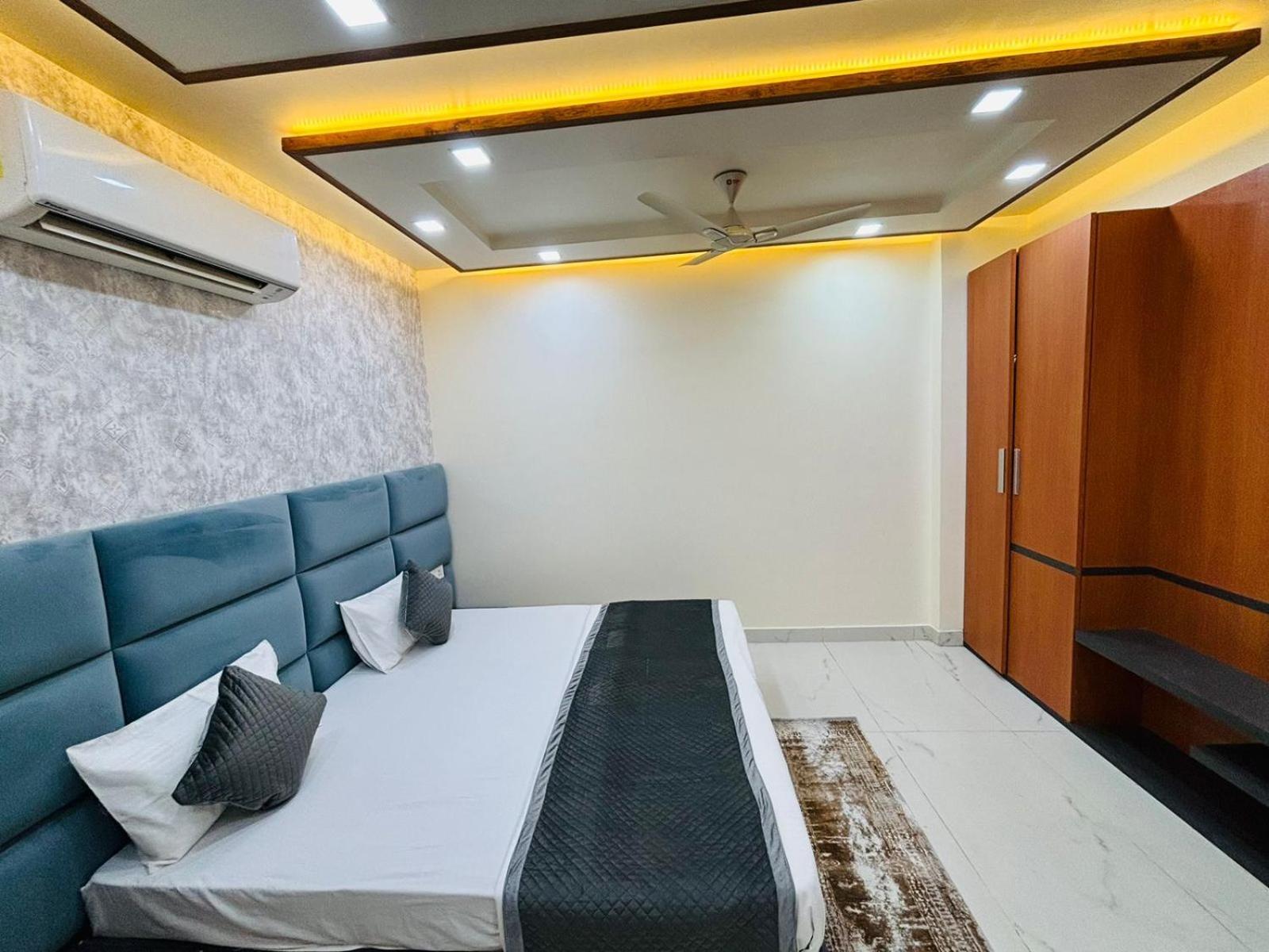 Hotel Town Grand Agra  Exterior photo