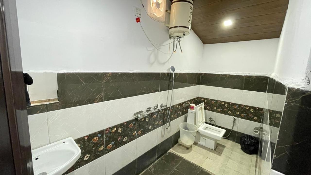 Hotel Town Grand Agra  Exterior photo