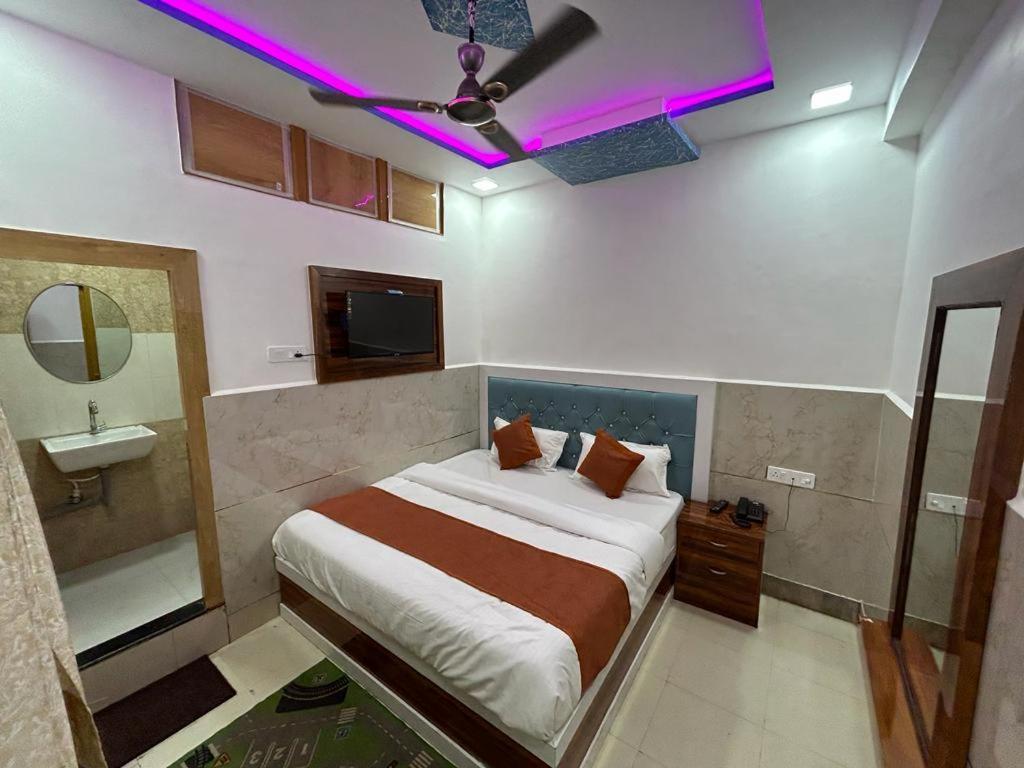 Hotel Town Grand Agra  Exterior photo