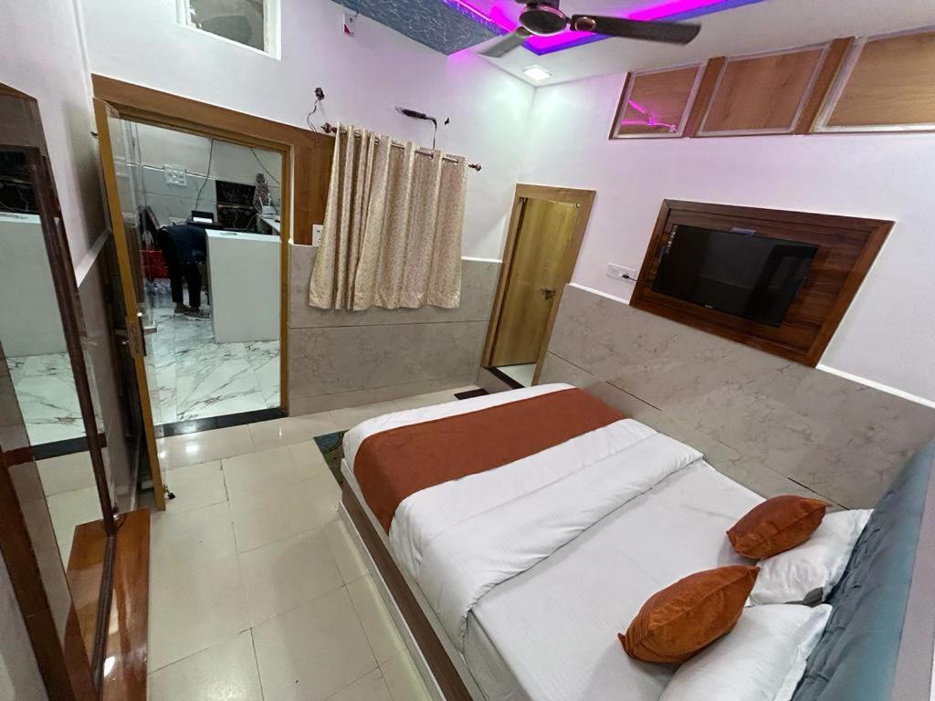 Hotel Town Grand Agra  Exterior photo